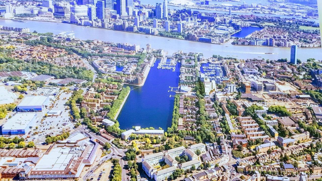 Stunning Massive Bedroom +Direct Thames River View London Luaran gambar